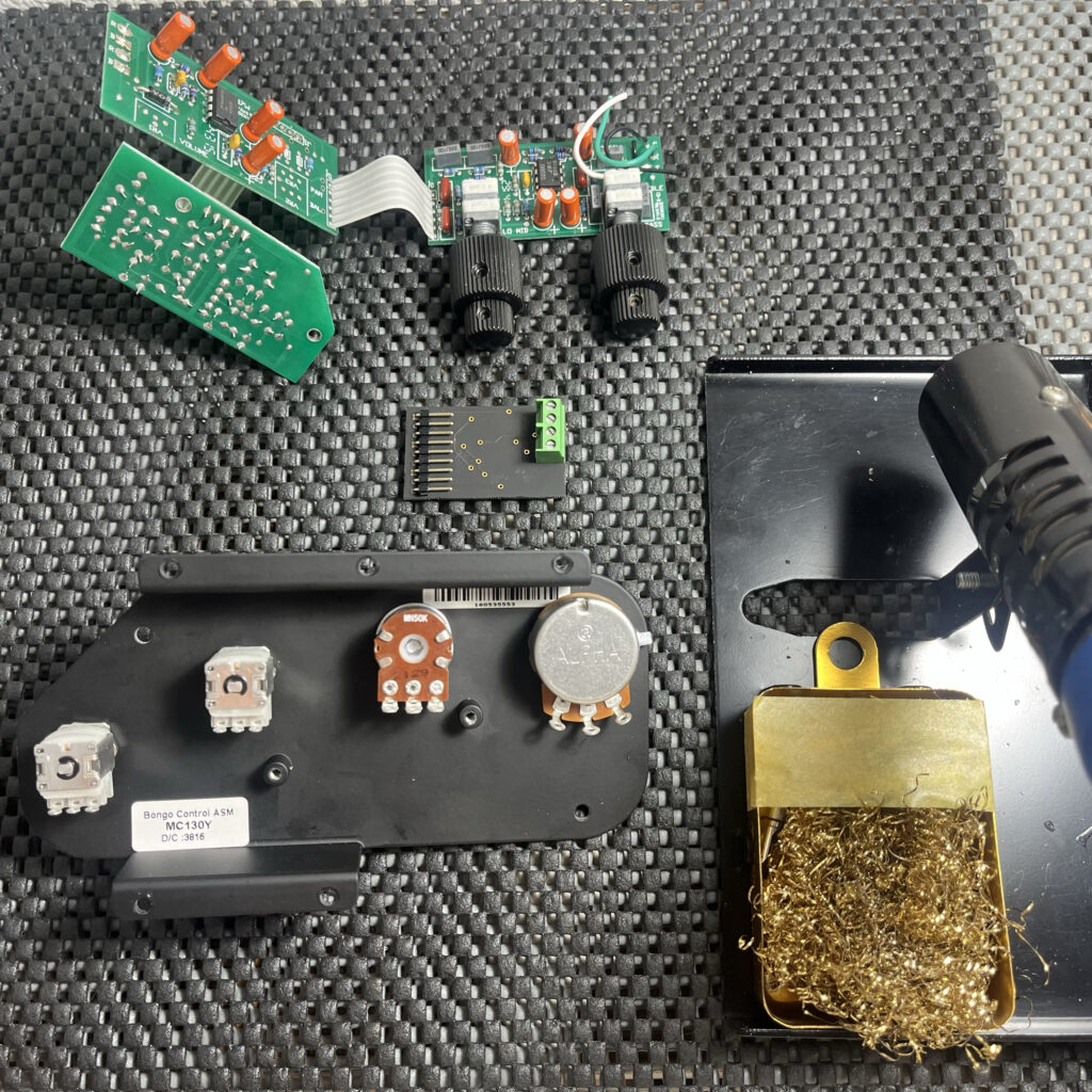 Musicman BONGO6　ミュージックマン　ボンゴ６弦ベース　プリアンプ交換　Tone Capsule Darkglass Electronics　配線図