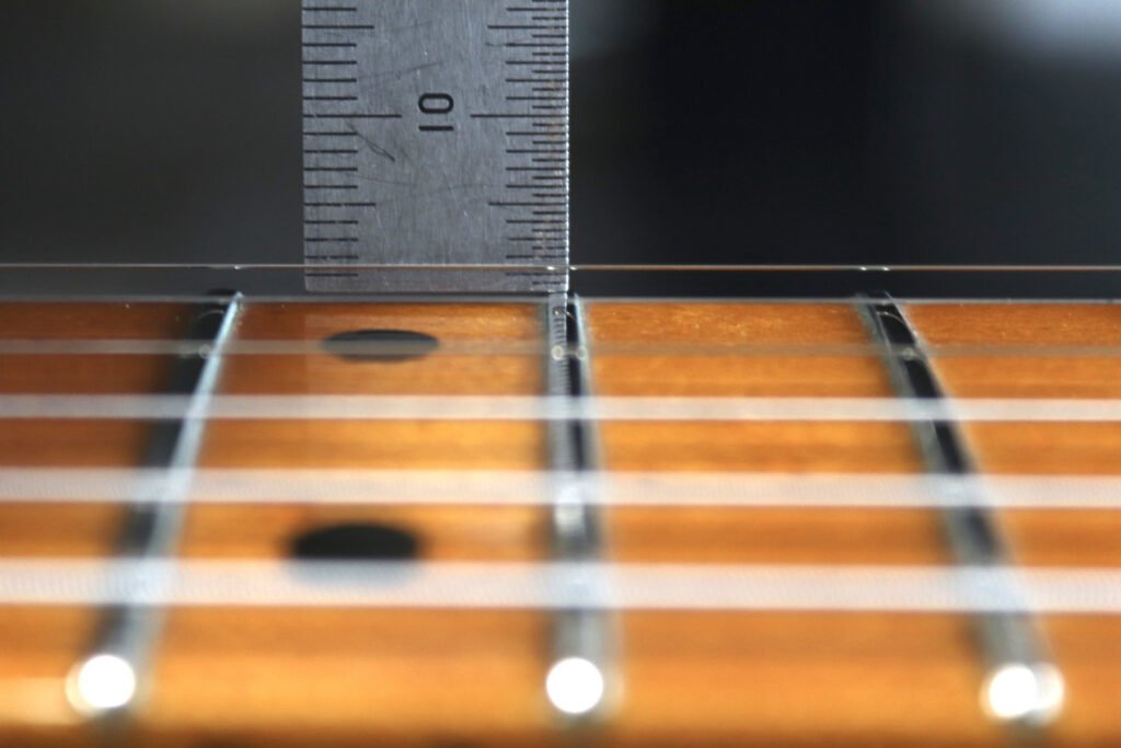 弦高 1弦 1.2mm メイプル指板 フレットすり合わせ