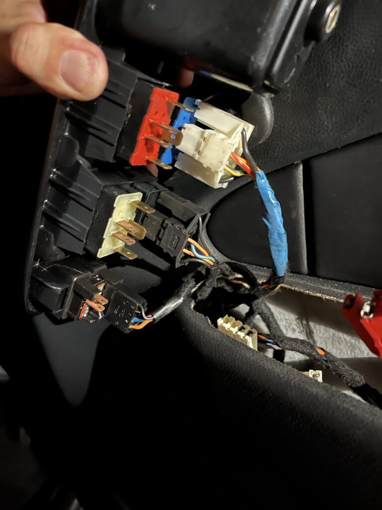 ドアが外側から開かない アルファロメオ156 フェーズ1 V6 2.5L 24V Q-system