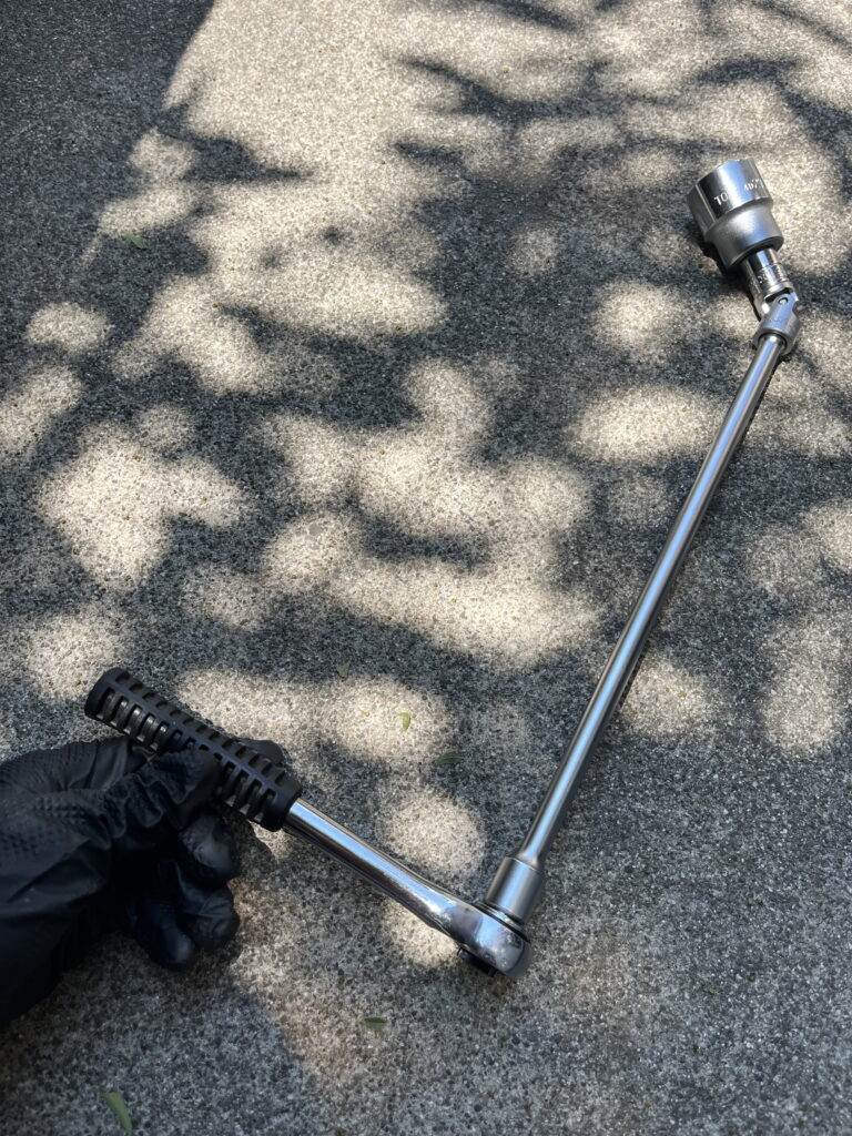 アバルト500/595 オイルフィルターキャップ交換
