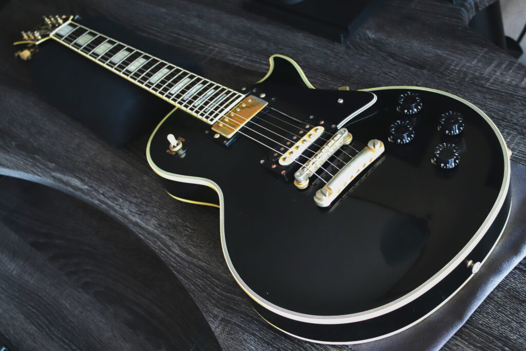 Orville by Gibson オービルバイギブソン　ネック調整　弦高調整