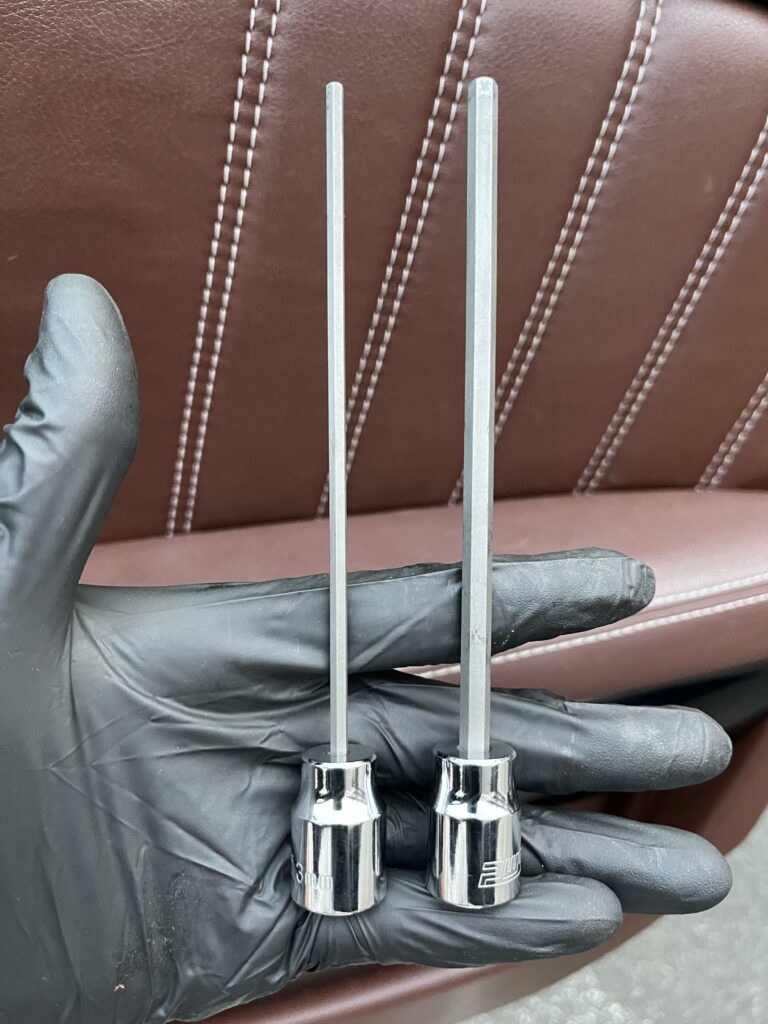 マセラティ　クアトロポルテ　内装剥がし用　工具