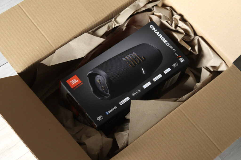 JBL CHARGE5 外箱