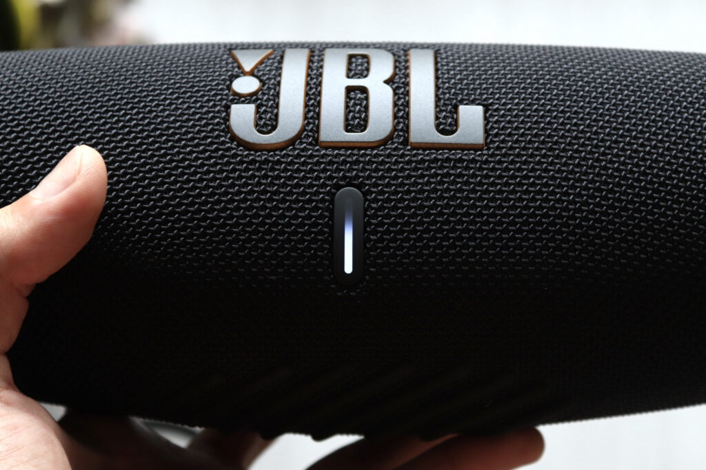 ポータブルスピーカー　JBL Charge 5 Wifi レビュー　買ってみた　充電　音質