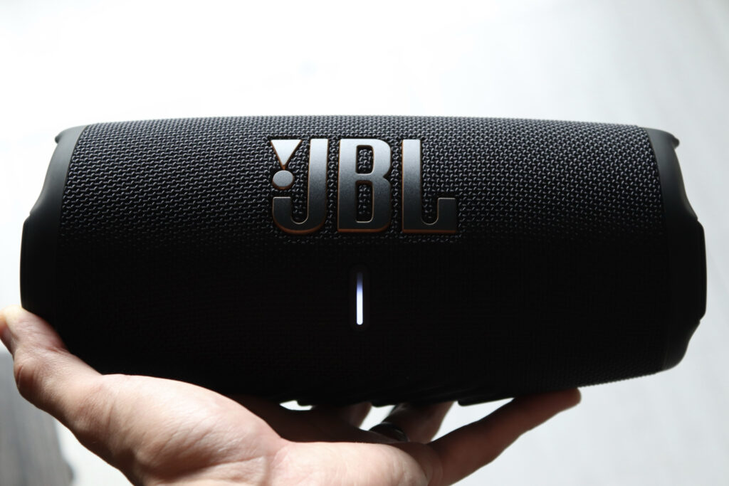 JBL CHARGE5 Wi－Fi Bluetoothポータブル持ち運びspeaker　レビュー　おすす　音質
