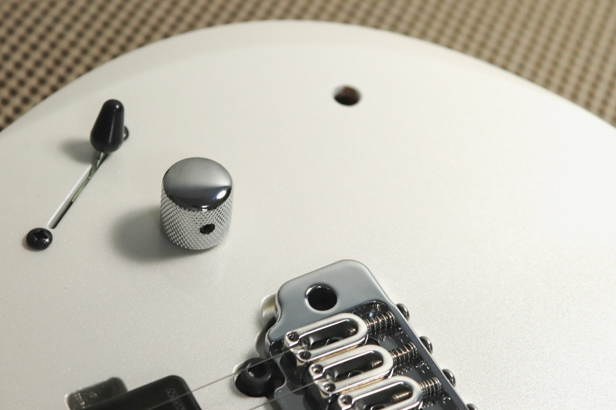 Kiesel guitarトーン回路遮断