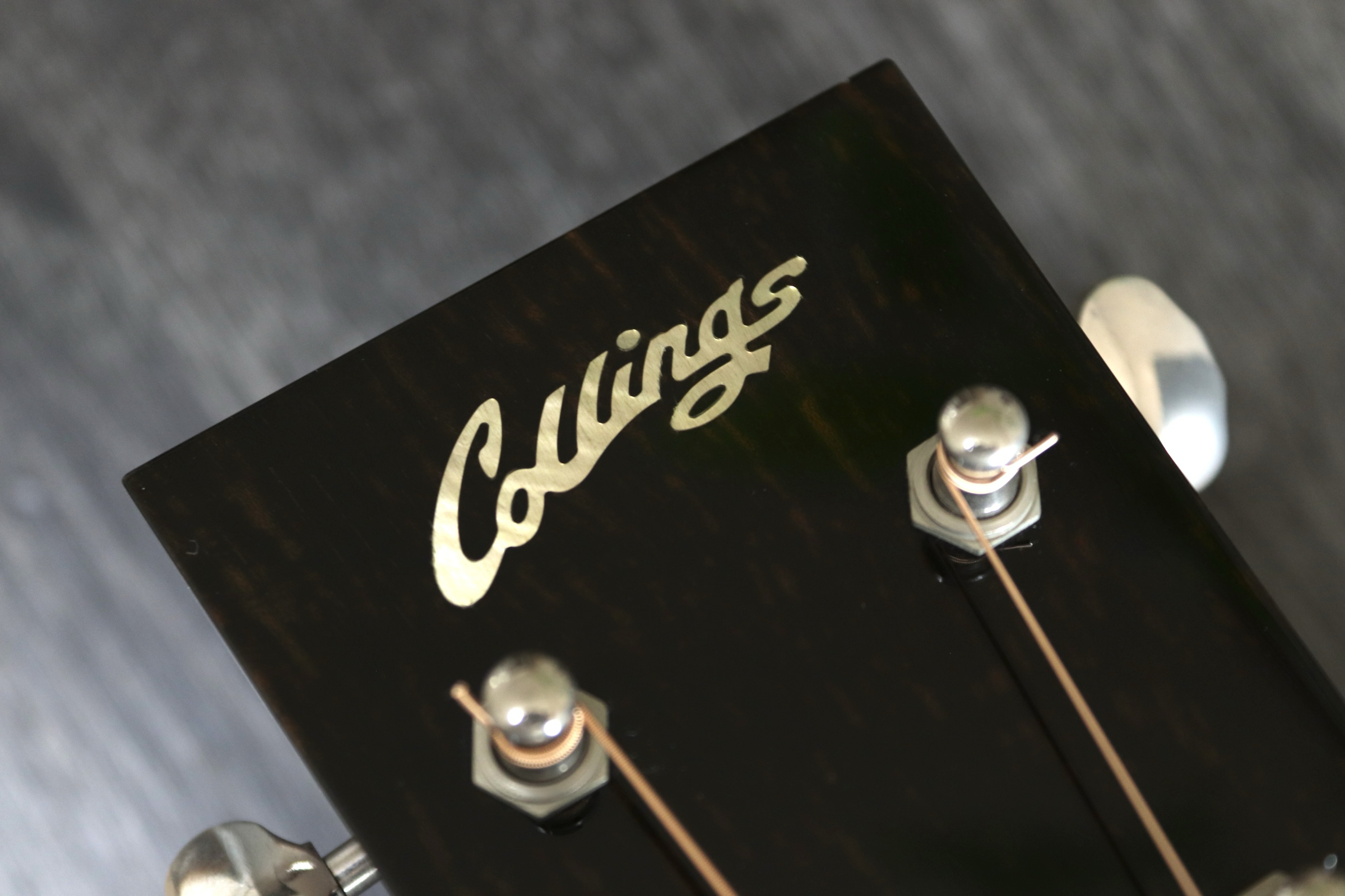 Collings（コリングス）D-1A Varnishの調整をする。
