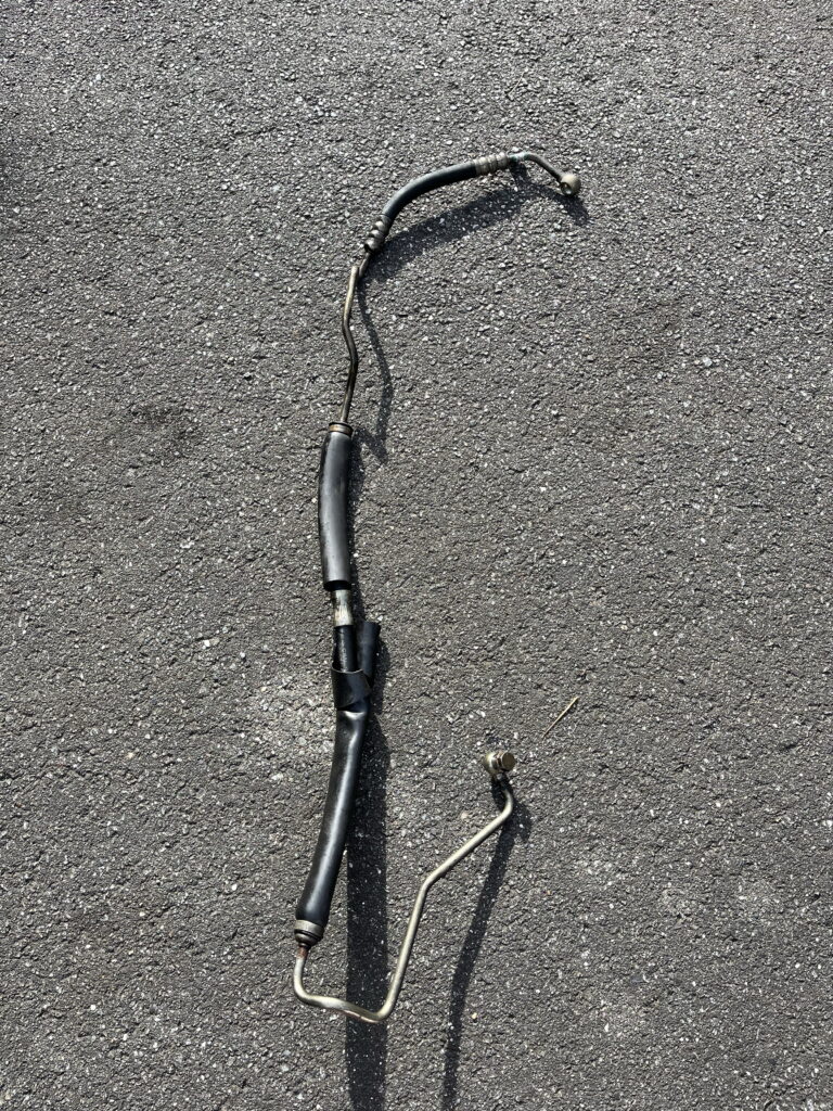 アルファロメオ156 パワーステアリングホース 修理