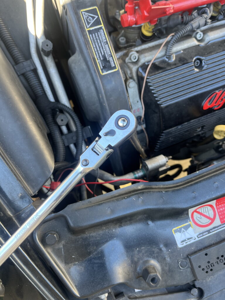 アルファロメオ156 パワーステアリングホース 取り付け