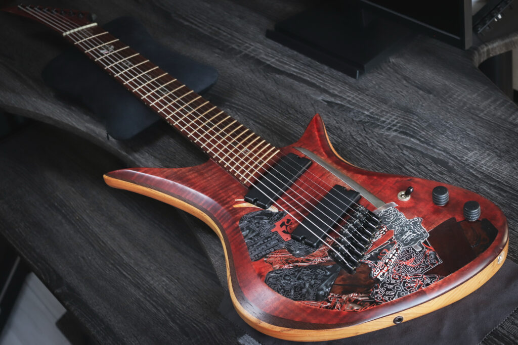 ギターリペア　Red Layer Guitars Juggernaut Samurai