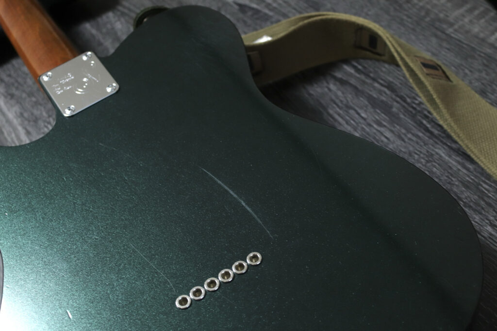 sago テレキャスター　加工前　背面　肋骨痛い