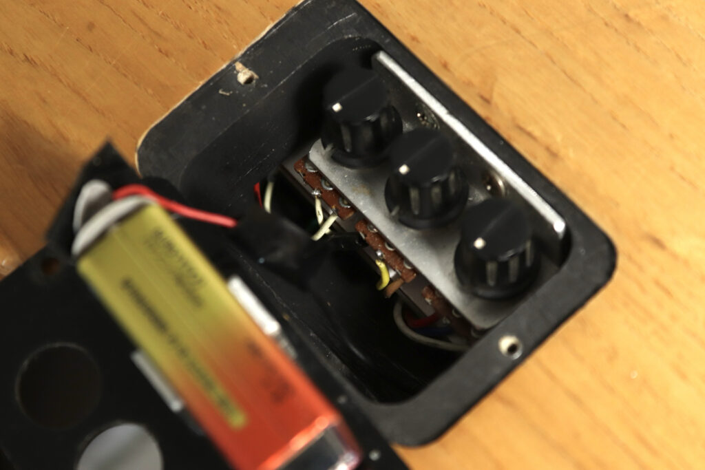 ペルジノ テレキャスター WAVER PERUGINO 大阪 日本製ギター工房 イコライザー