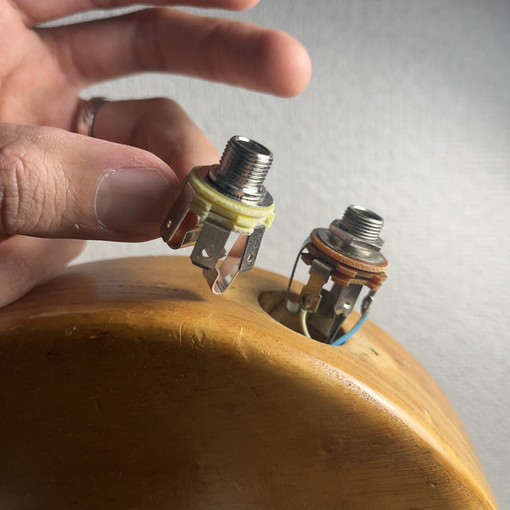 ペルジノ テレキャスター WAVER PERUGINO 大阪 日本製ギター工房 ジャック交換