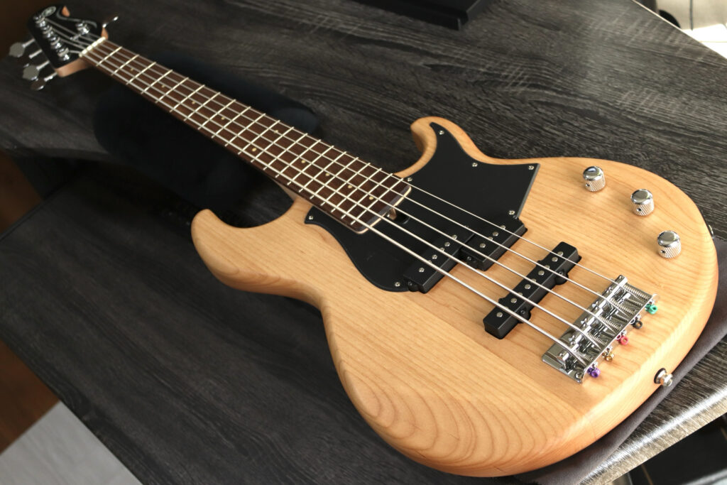 YAMAHA ヤマハ　BB235 YNS 5弦 リペア修理