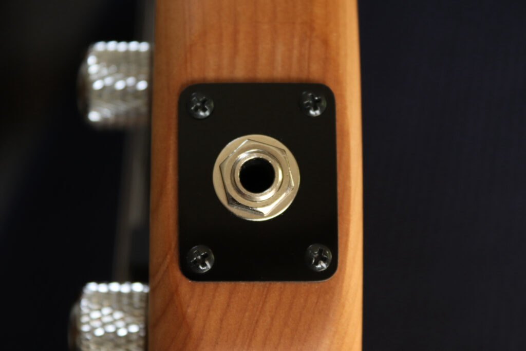 YAMAHA ヤマハ　BB235 YNS 5弦 ジャック