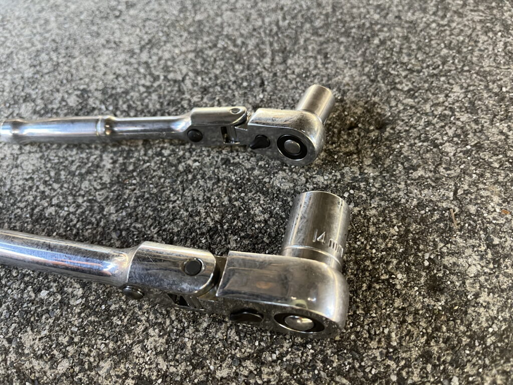 GRX120 トヨタマークX オイルフィルターエレメント交換 必要工具