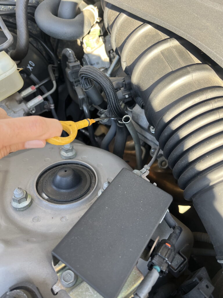 GRX120 トヨタマークX オイル交換 3000キロ 5000キロ 量 レベルゲージ どのくらい