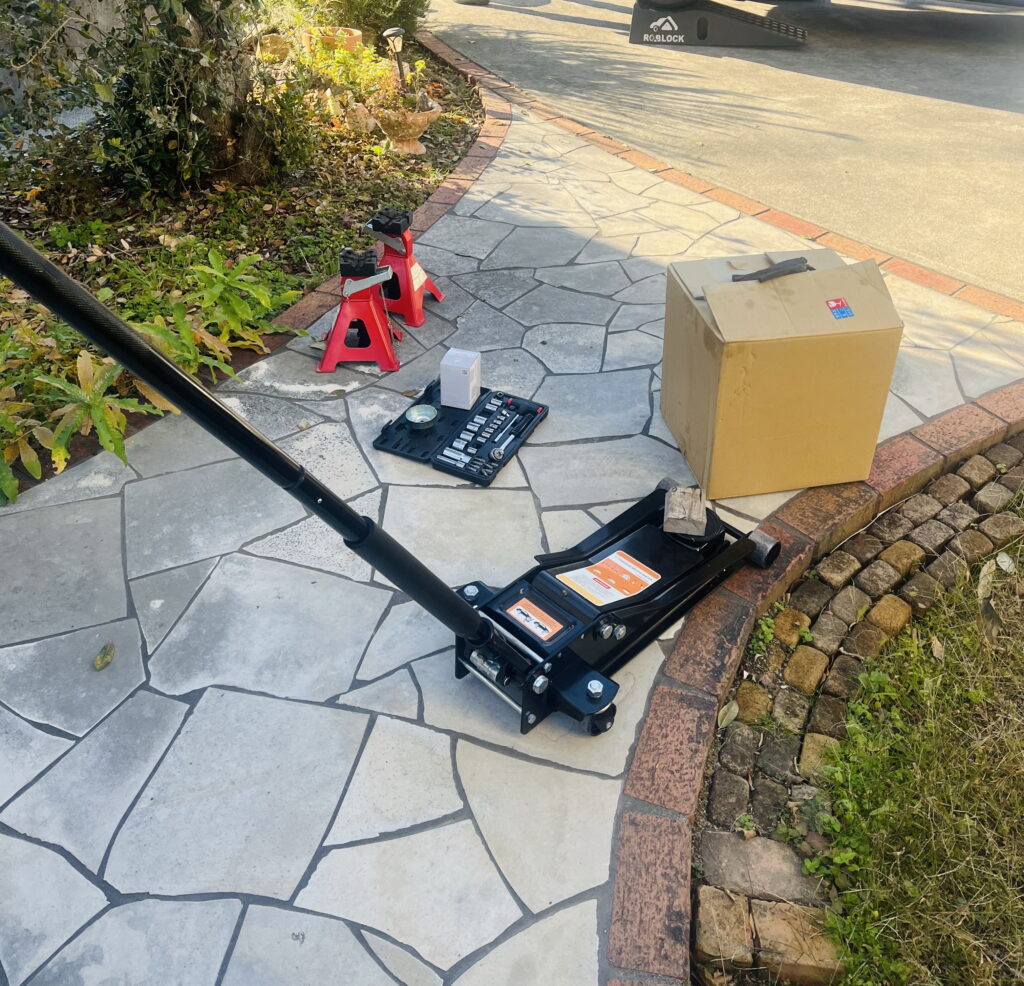 スタッドレスタイヤ交換　山梨県