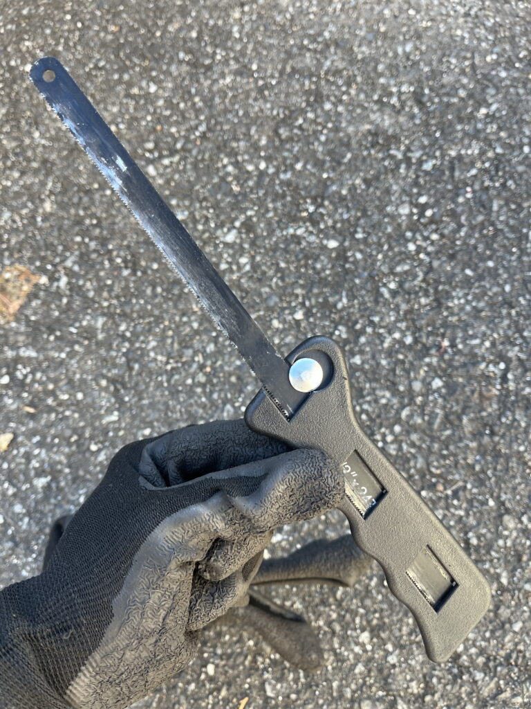 アルファロメオ156 金属ノコギリ