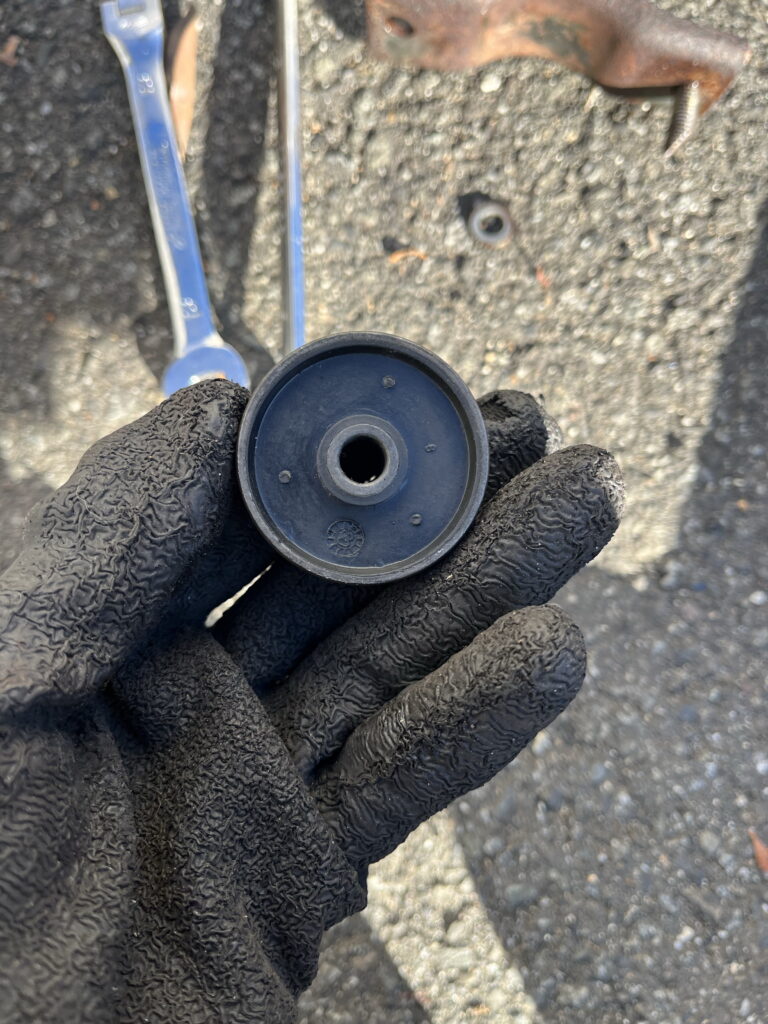 アルファロメオ156 マフラーハンガー　新品ブッシュ