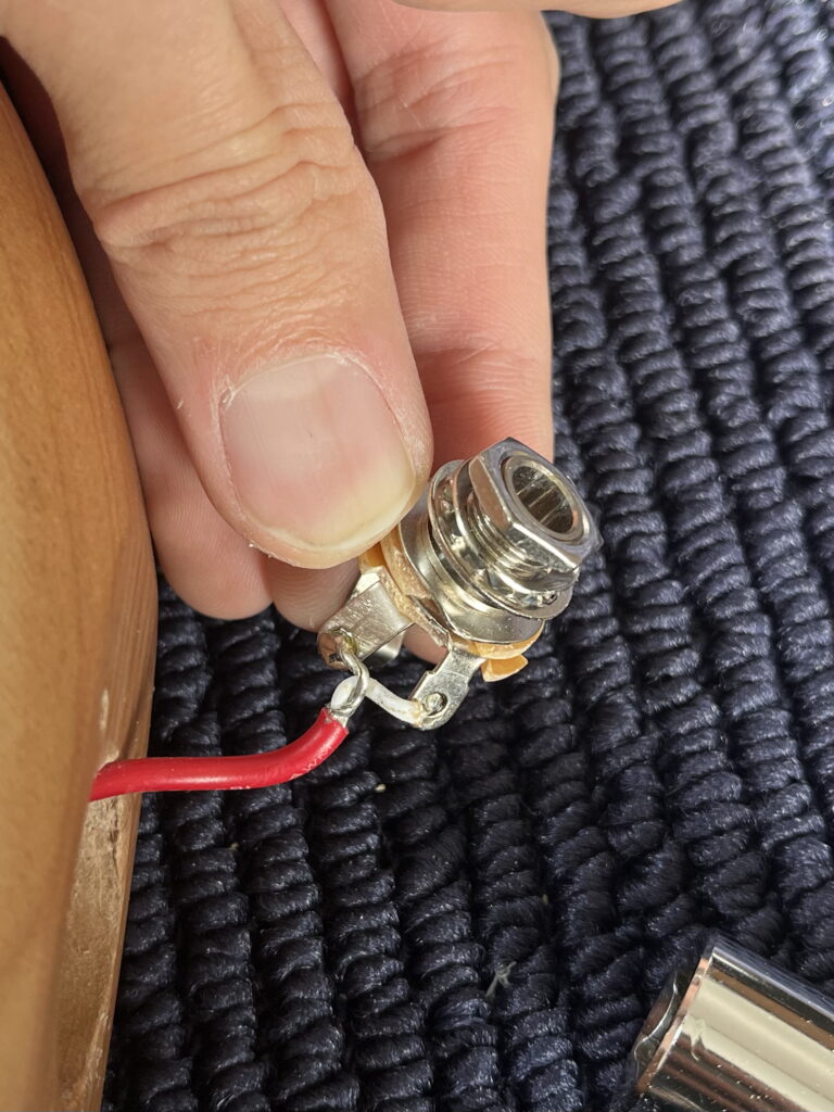 YAMAHA ヤマハ　BB235 YNS 5弦　ジャック部品故障