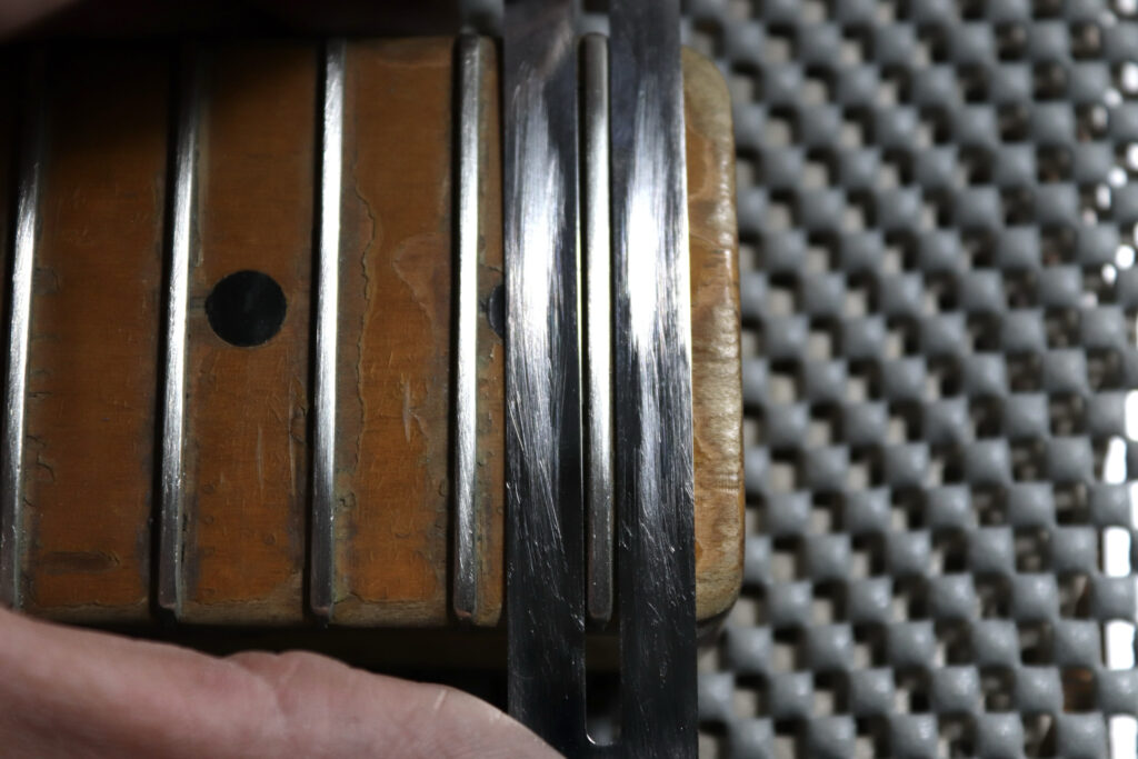 70年代　ヴィンテージギター　リペア　1976年製　フレット磨き　やり方　道具　フェンダー　Fender　USA　テレキャスター