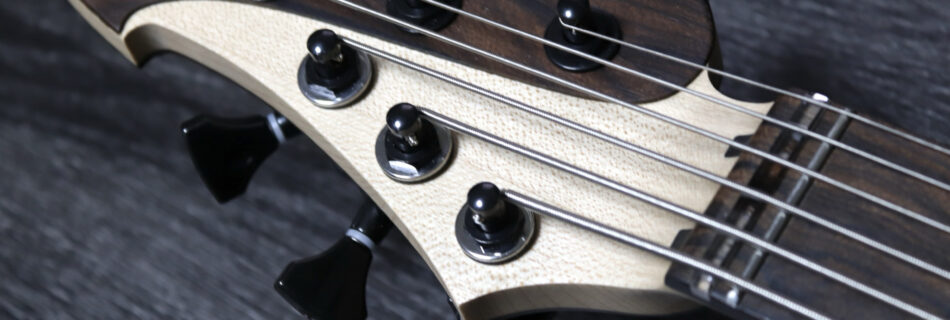 ギター　ヘッド　かっこいい