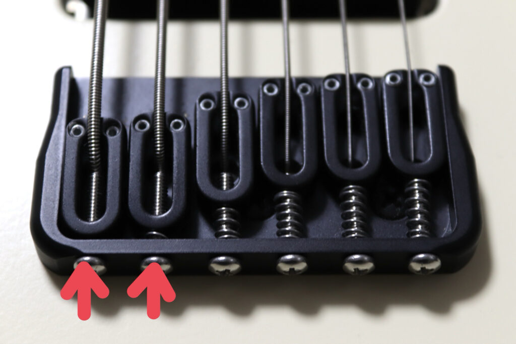 ギター　オクターブチューニング　スプリング長さ調整後　ブリッジ加工