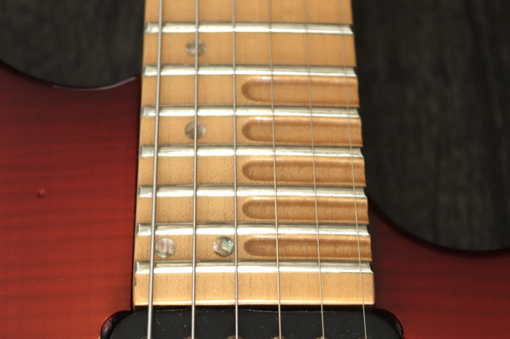 スキャロップ指板 YAMAHA エレキギター