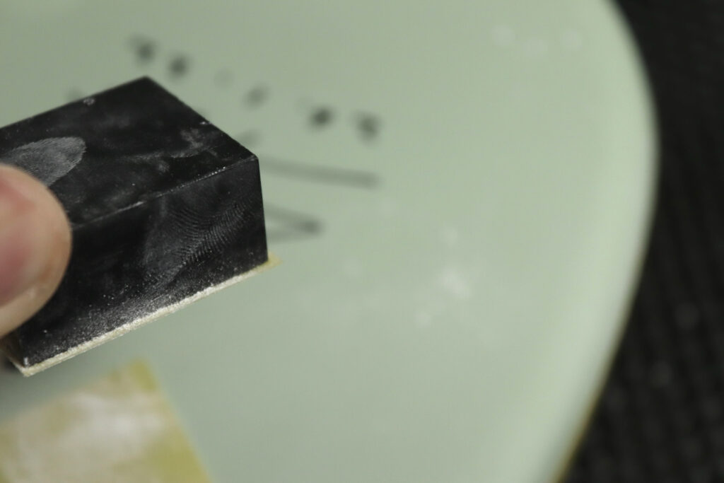 直筆サイン 保護 塗装 研磨