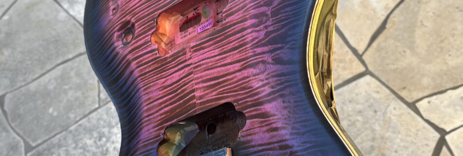 エレキギター　艶消し