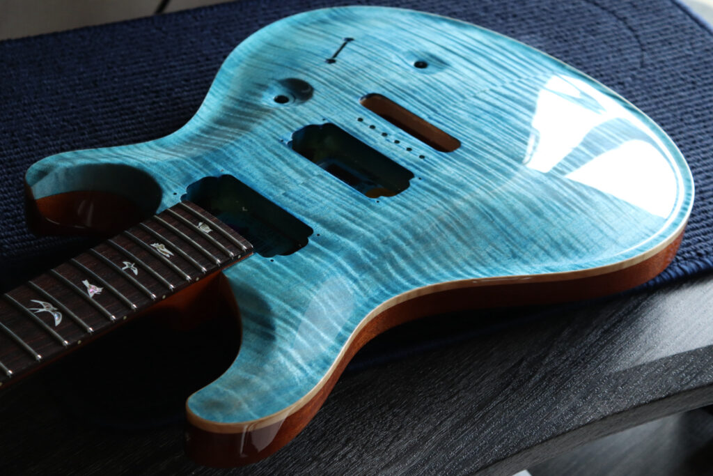 ギター　塗装後　組み込み前