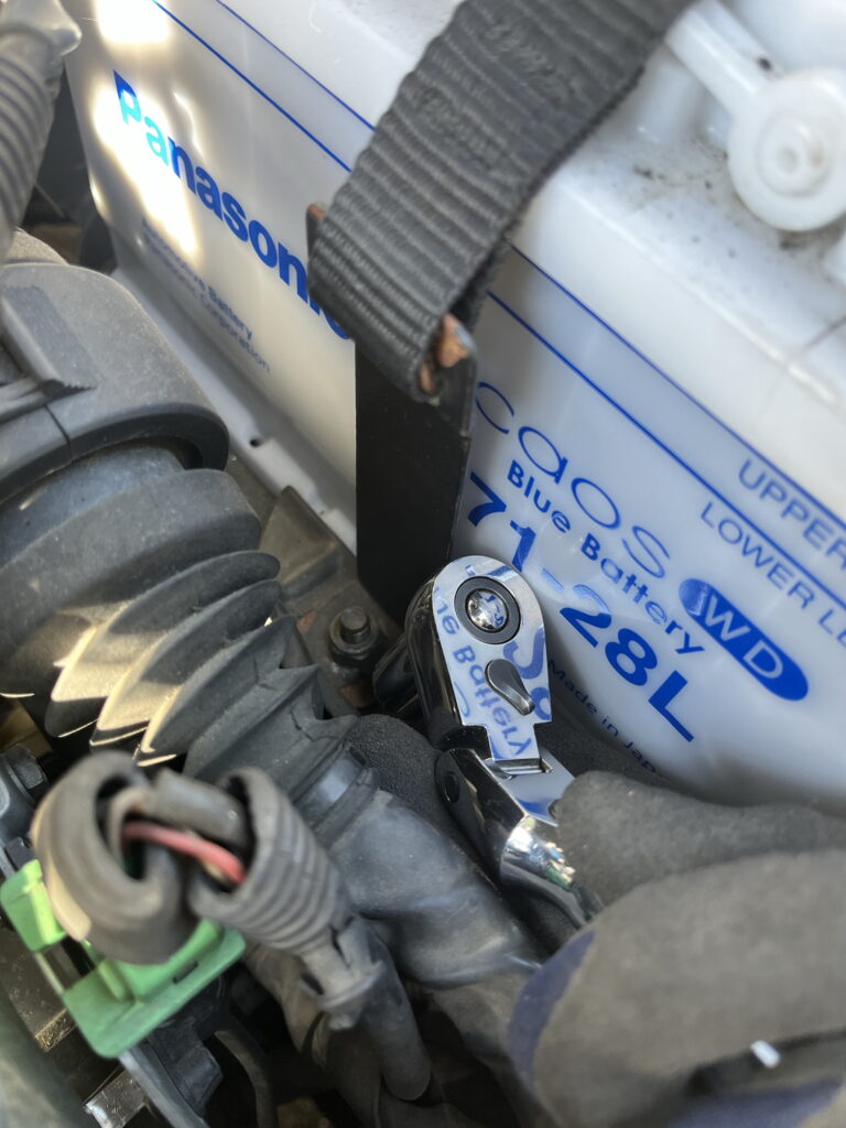 13ミリソケット　必要工具　バッテリーバンド外し方　アルファロメオ156