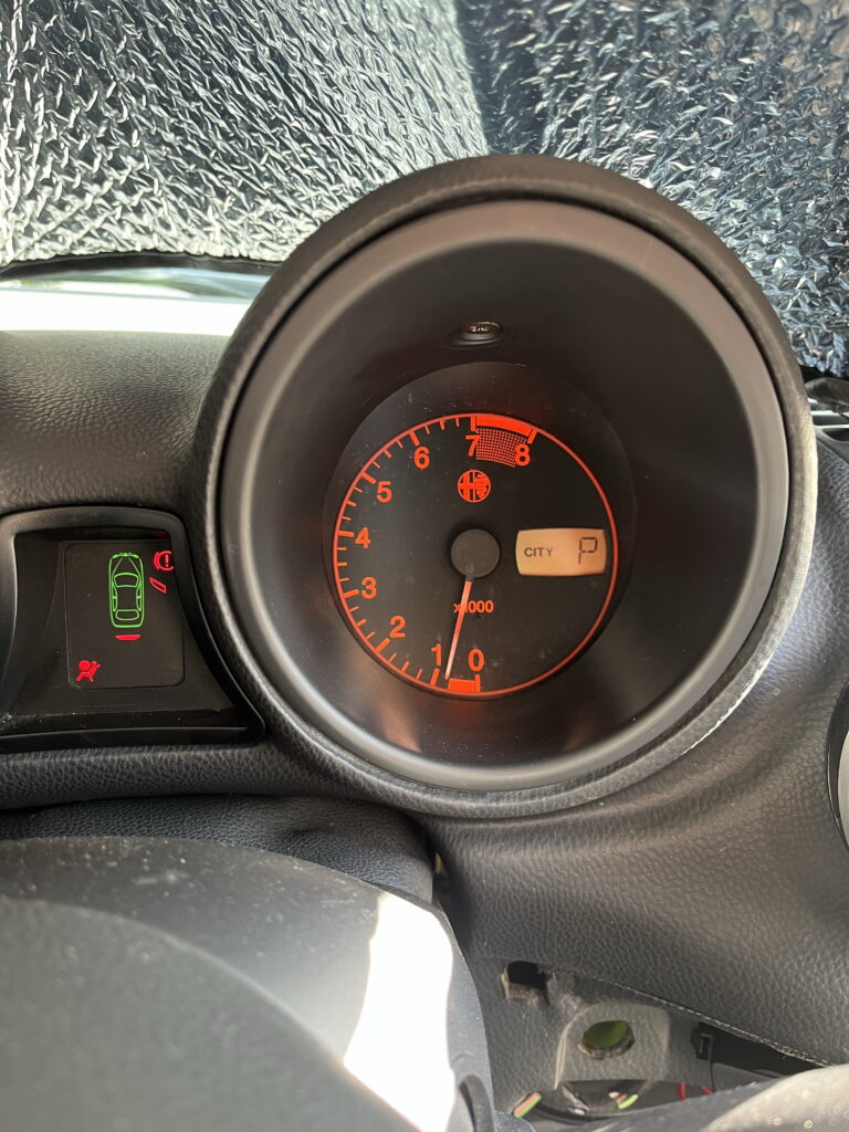 チェックランプ消灯確認　はじめてのアルファロメオ156バッテリー交換成功