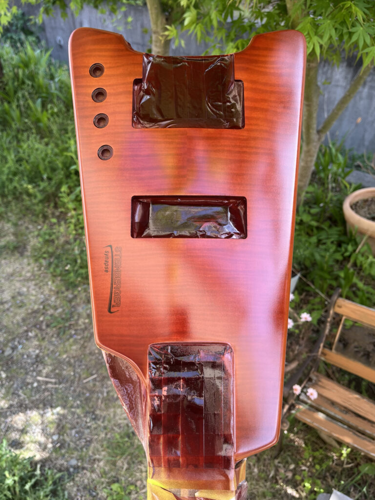 スタインバーガー　ベース　再塗装　リフィニッシュ　色を変える　Steinberger Synapse XS-15FPA Custom