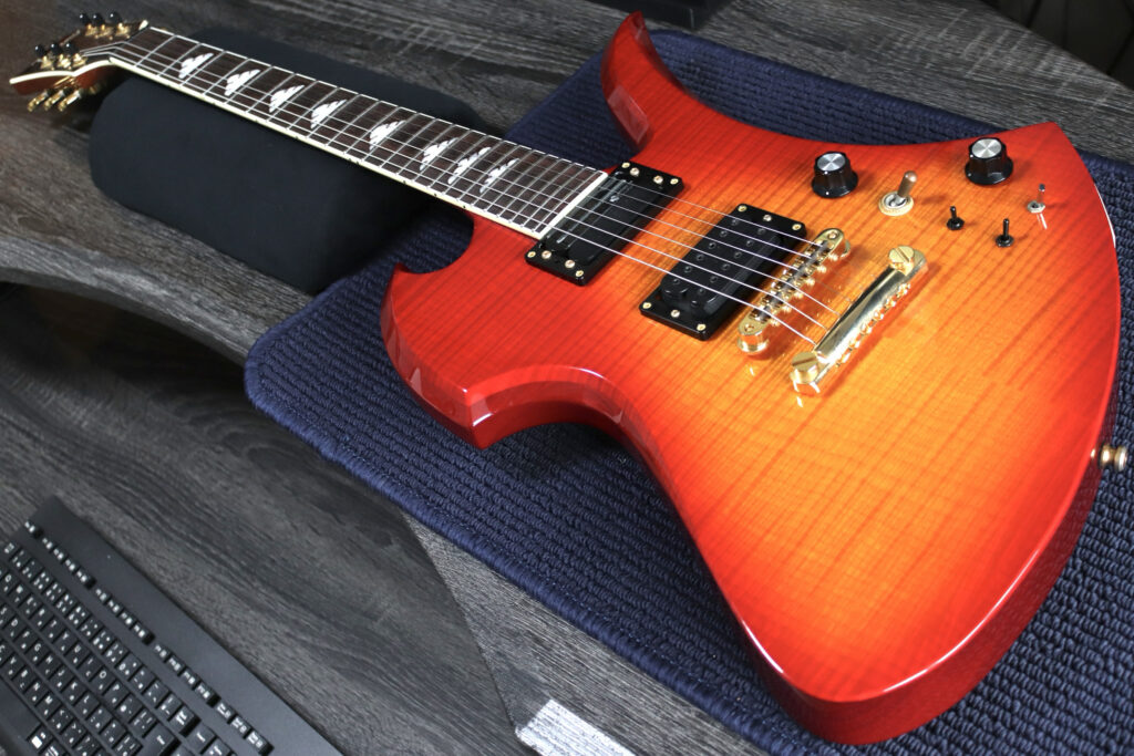 Burny(バーニー)モッキンバードMG-340X ヘッド落ち ストラップピン延長アタッチメント