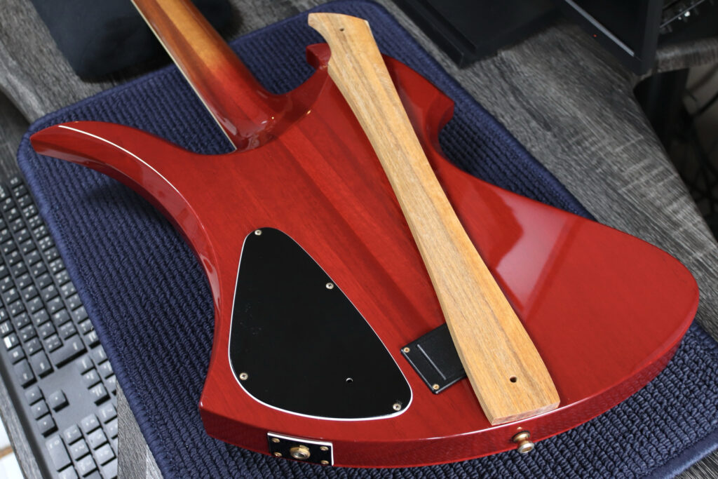 Burny(バーニー)モッキンバードMG-340X ヘッド落ち ストラップピン延長アタッチメント