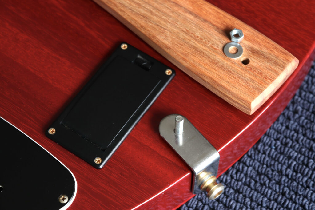 Burny(バーニー)モッキンバードMG-340X ヘッド落ち ストラップピン延長アタッチメント